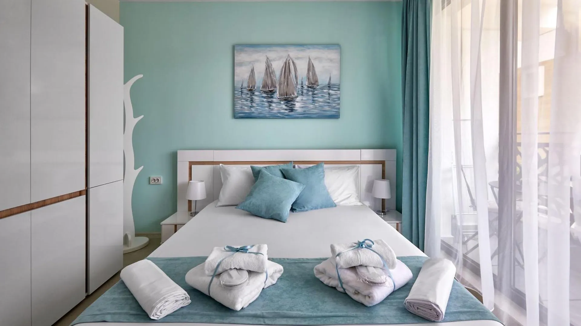 Sea Sunrise Apartment Sozopol